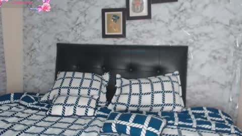 Julietahazze online show from 14, 12, 2025