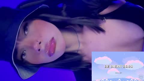 Snapshot of julietariverss chatting on 6, 12, 2024 Julieta  online show from 6, 12, 2024