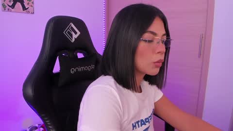 Snapshot of julietariverss chatting on 20, 1, 2025 Julieta  online show from 20, 1, 2025