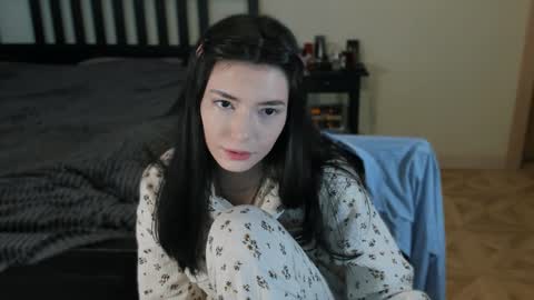 Julieta or Jully online show from 28, 12, 2024