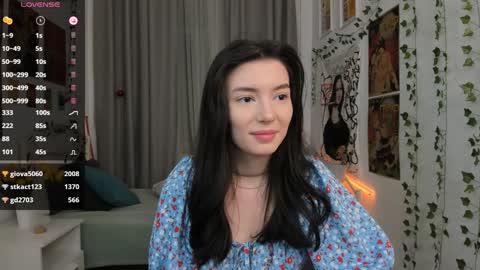 Julieta or Jully online show from 6, 1, 2025