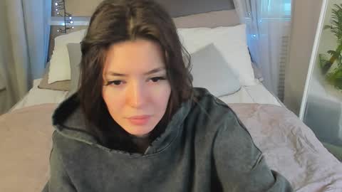 Julieta or Jully online show from 9, 1, 2025