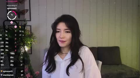 Julieta or Jully online show from 10, 2, 2025