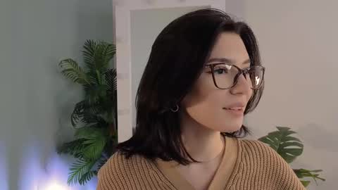 Julieta or Jully online show from 12, 10, 2025