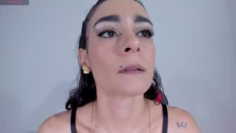 serafelle online show from 3, 11, 2025