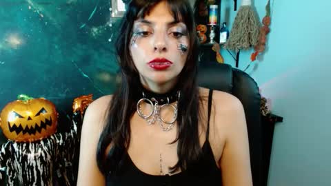 Snapshot of julieth_sex1 chatting on 4, 10, 2025    online show from 4, 10, 2025