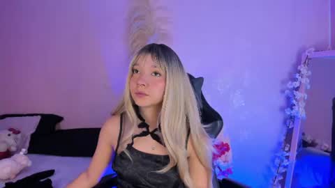 Julieth online show from 22, 7, 2026