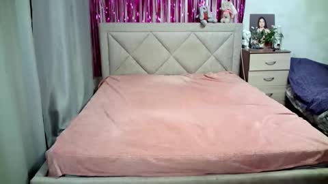 Snapshot of julietkalen chatting on 11, 3, 2025 Julietkitty online show from 11, 3, 2025