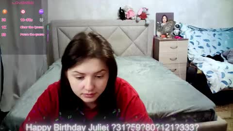 Snapshot of julietkalen chatting on 17, 3, 2026 Julietkitty online show from 17, 3, 2026