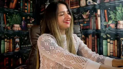 Julietta Jackson online show from 16, 9, 2025