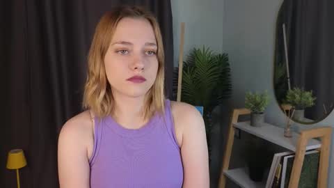 Mia online show from 22, 10, 2025