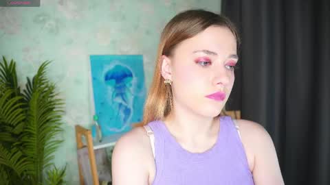 Mia online show from 12, 4, 2026