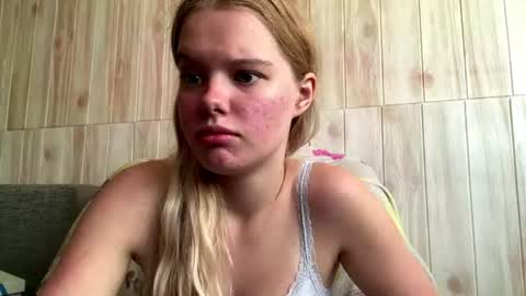 Snapshot of juligwartney chatting on 21, 7, 2026 Malin online show from 21, 7, 2026