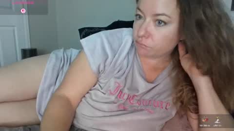 Juli Monroe online show from 3, 12, 2025