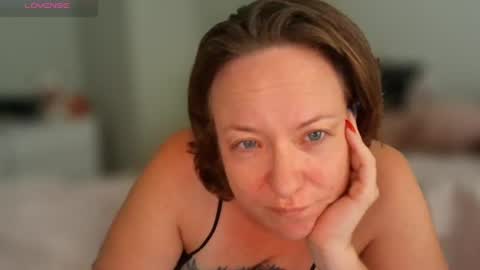 Juli Monroe online show from 17, 7, 2026