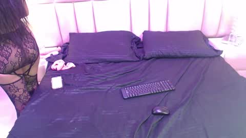 Snapshot of julitpink chatting on 4, 10, 2025 julitpink online show from 4, 10, 2025