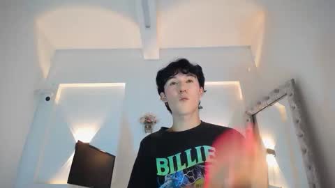 jullian online show from 28, 4, 2026