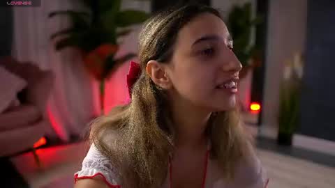 Snapshot of jullyfox chatting on 24, 6, 2026 Foxy online show from 24, 6, 2026