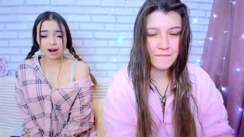 Snapshot of jullymood chatting on 22, 2, 2026 DoubleCherry online show from 22, 2, 2026