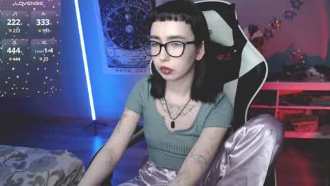 Baroness Von Cringe online show from 10, 1, 2025