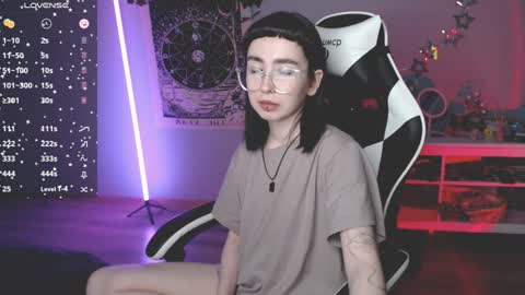 Baroness Von Cringe online show from 31, 1, 2025