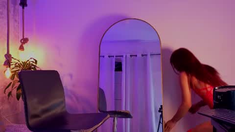 july_quinzel online show from 25, 6, 2026