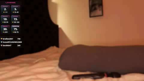 Snapshot of julya_flowerss chatting on 27, 2, 2025 Hloya online show from 27, 2, 2025