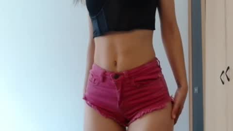 Julyana online show from 24, 2, 2025