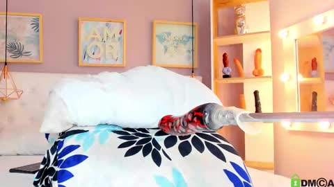  Juliana  online show from 6, 10, 2025