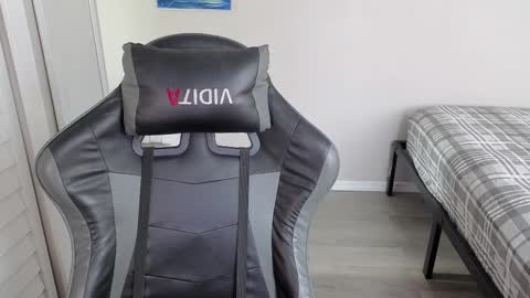 Snapshot of julyclb chatting on 14, 1, 2026 julyclb online show from 14, 1, 2026