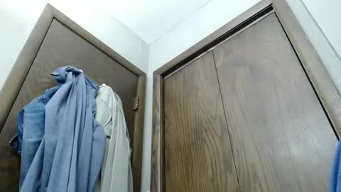 Snapshot of junk_yard_dog chatting on 19, 1, 2026 Dave online show from 19, 1, 2026