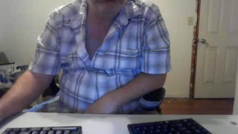 Snapshot of junkhp1 chatting on 8, 6, 2026 junkhp1 online show from 8, 6, 2026