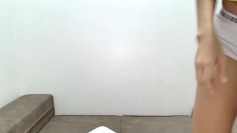 junovaughn online show from 30, 4, 2026