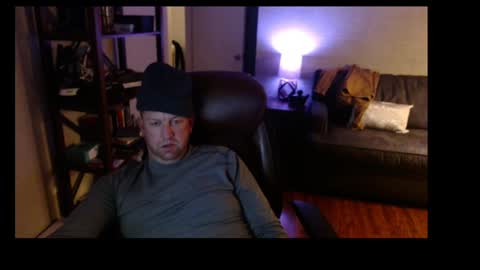 Snapshot of jusbeaz8722 chatting on 2, 12, 2024 JustnSide Unexxst online show from 2, 12, 2024