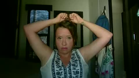 Snapshot of jussnobodybutme chatting on 1, 4, 2026 CamperGirl online show from 1, 4, 2026