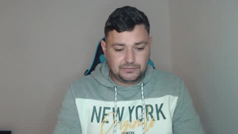 Snapshot of just_a_nice_guy_27 chatting on 12, 11, 2025 Alex online show from 12, 11, 2025