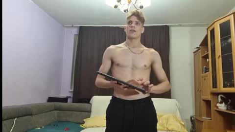 just_alexx12 online show from 17, 12, 2024