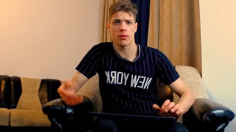 just_alexx12 online show from 6, 2, 2025