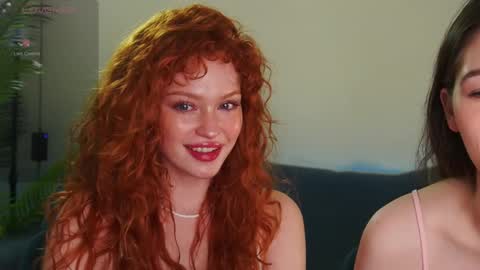 Snapshot of just_jenifer chatting on 22, 11, 2025 Jeni online show from 22, 11, 2025