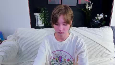 Snapshot of just_sayori chatting on 14, 9, 2025 just_sayori online show from 14, 9, 2025