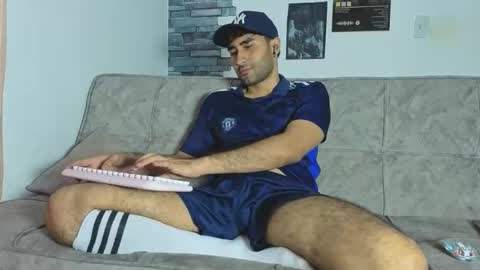 Snapshot of justdavid_ chatting on 10, 4, 2026 David online show from 10, 4, 2026