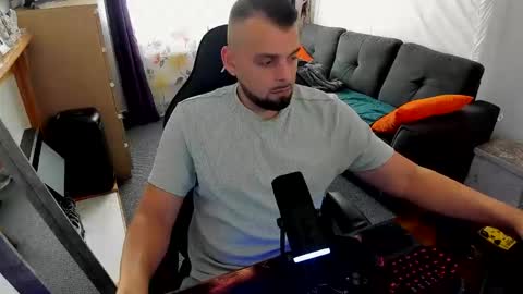 justforfunchriss online show from 16, 10, 2025