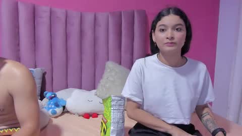 Snapshot of justin_jazmin chatting on 7, 1, 2025 JUSTIN Y JAZMIN online show from 7, 1, 2025