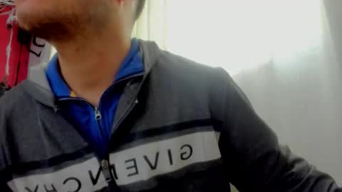 Snapshot of justin_jazmin chatting on 13, 10, 2025 JUSTIN Y JAZMIN online show from 13, 10, 2025