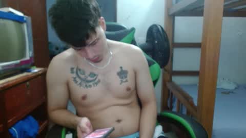 justin_taylor02 online show from 23, 10, 2025