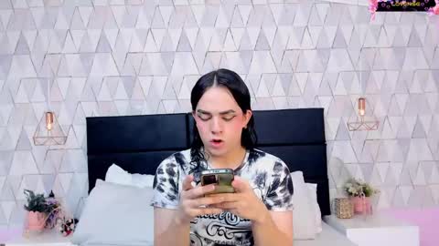 Justine online show from 28, 4, 2026
