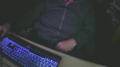 Justme39057 online show from 3, 1, 2025