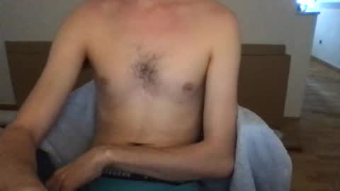 Snapshot of justmedarling chatting on 14, 10, 2025 Twink online show from 14, 10, 2025