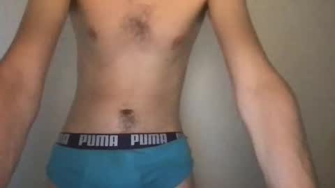 Snapshot of justmedarling chatting on 22, 10, 2025 Twink online show from 22, 10, 2025