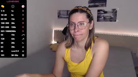 Julie online show from 8, 10, 2025